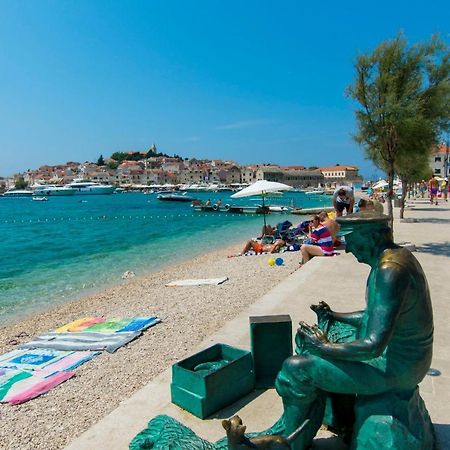 Apartments Mare Primošten Esterno foto