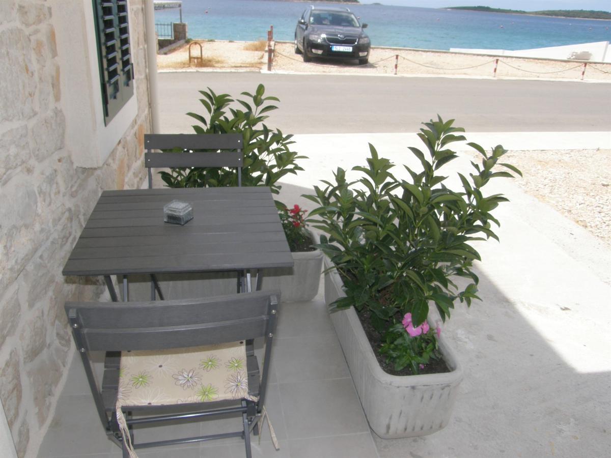 Apartments Mare Primošten Esterno foto